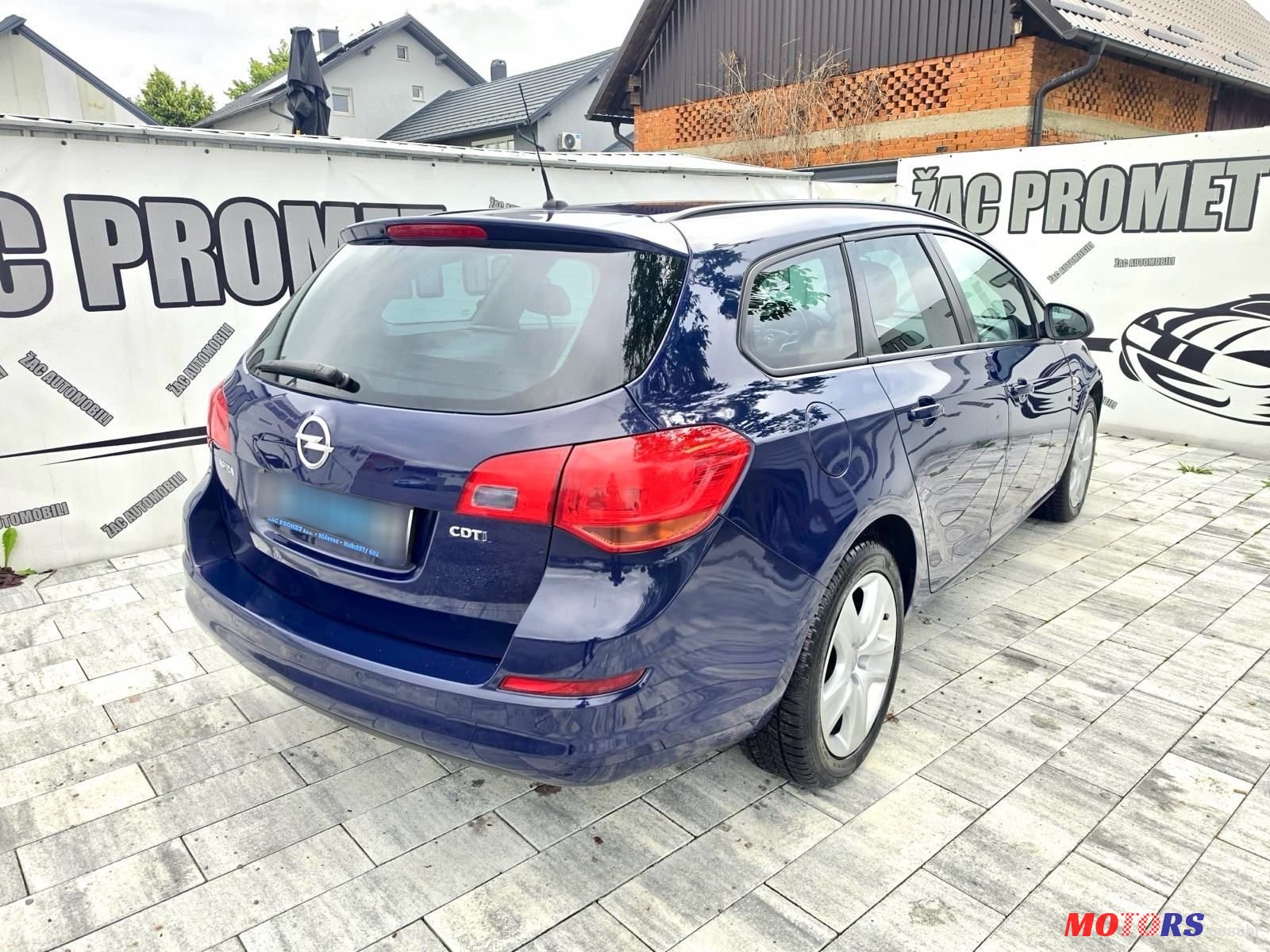 2012' Opel Astra 1,7 Cdti photo #2
