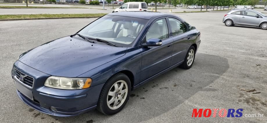 2006' Volvo S60 2,4 photo #2