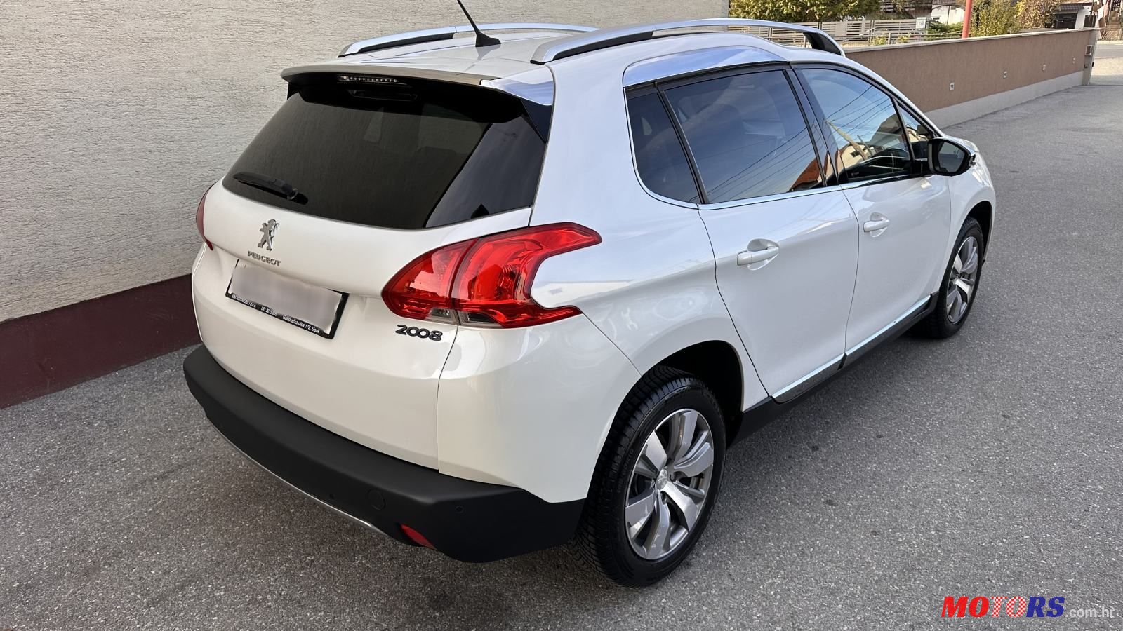 2015' Peugeot 2008 1,2 Vti photo #6