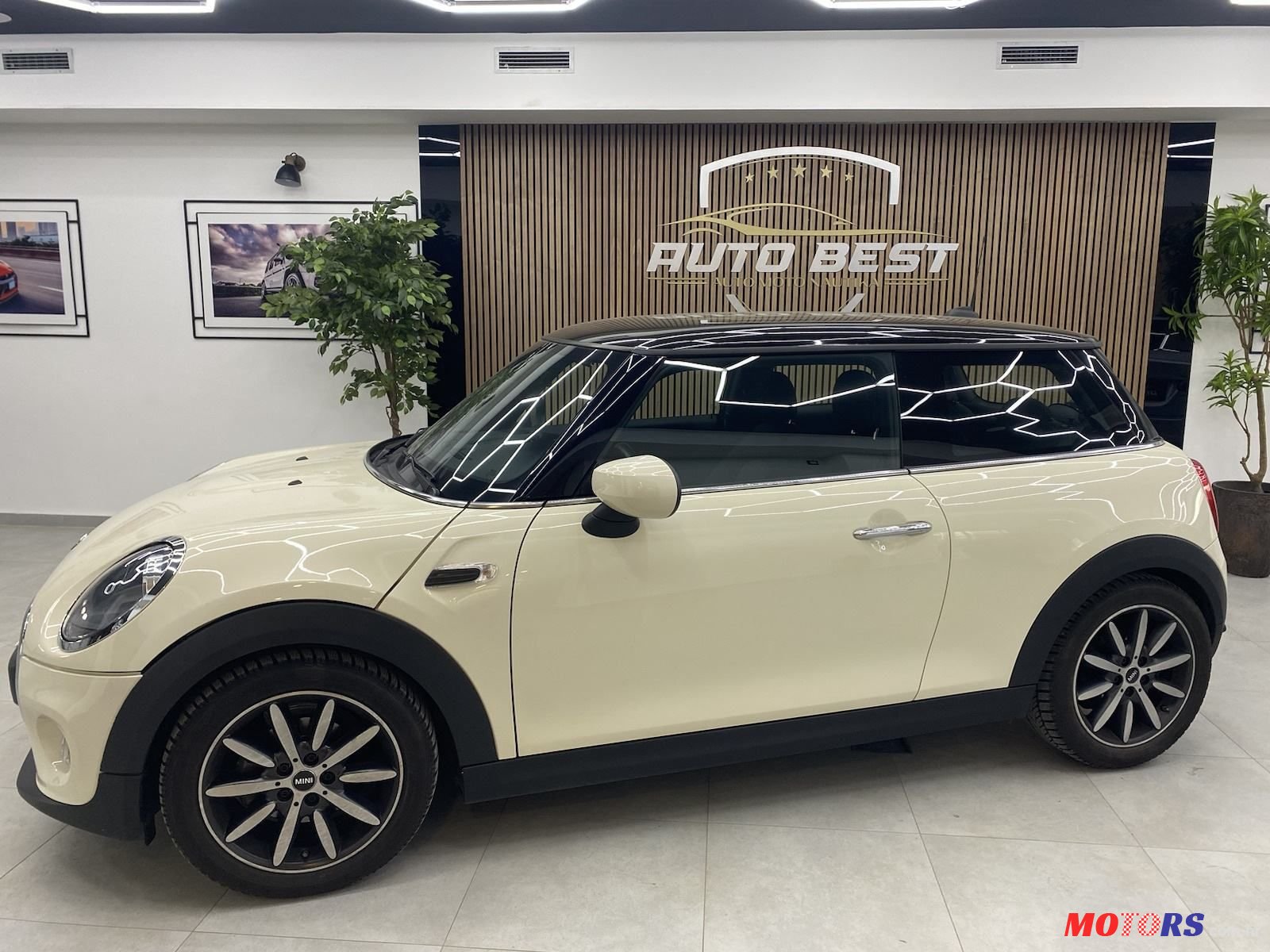 2020' MINI One Mini One photo #5