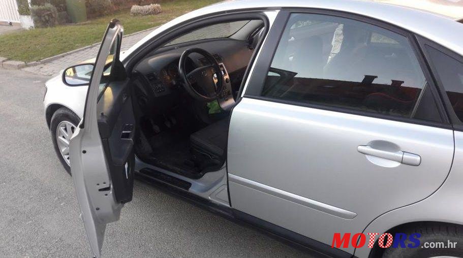 2007' Volvo S40 1,6 D photo #2