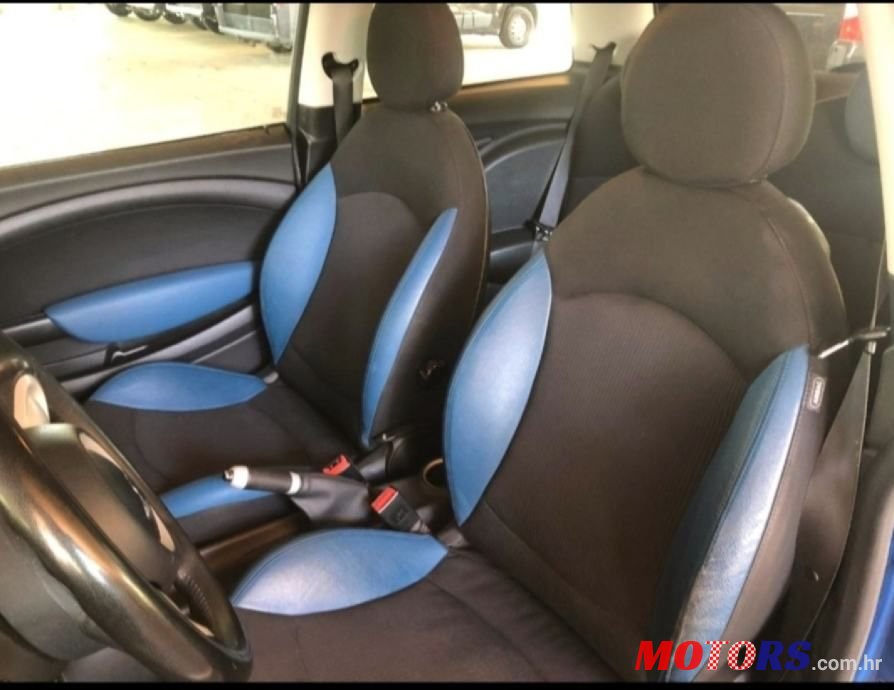 2008' MINI Cooper D photo #2