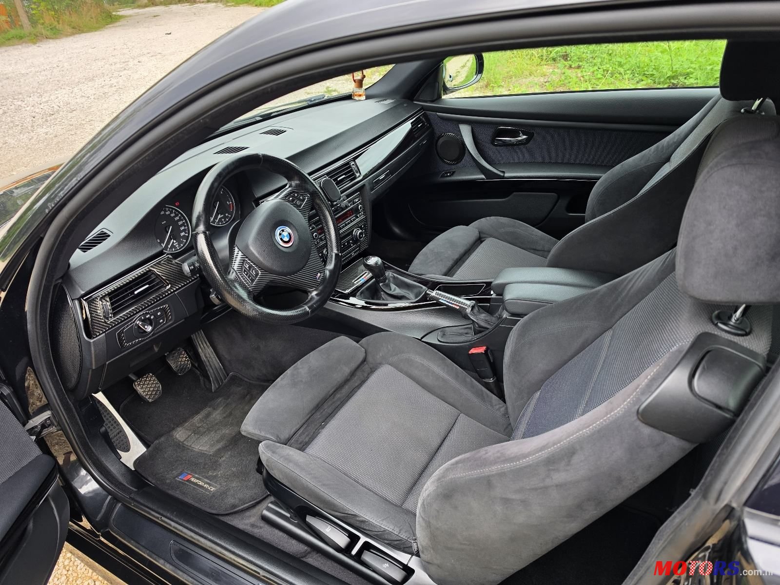 2010' BMW Serija 3 Coupe 320D photo #6