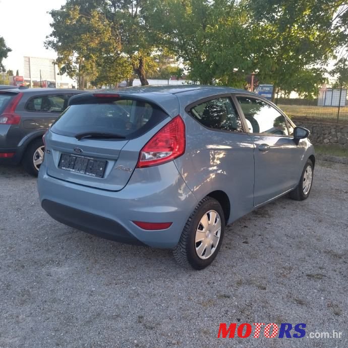 2009' Ford Fiesta photo #3
