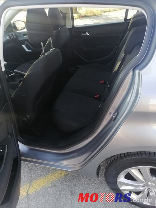 2017' Peugeot 308 1,6 Bluehdi photo #6
