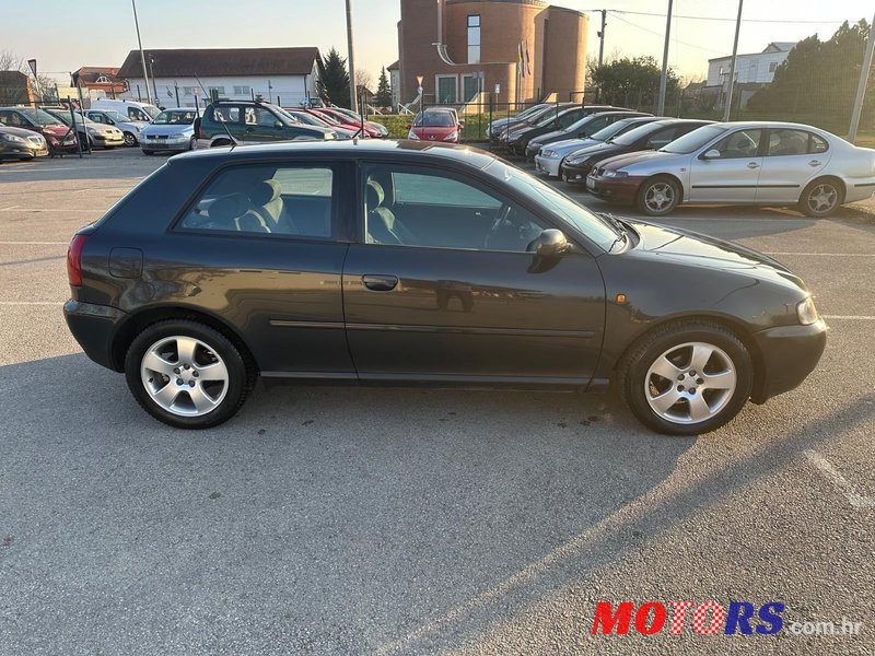 1998' Audi A3 1,6 photo #4