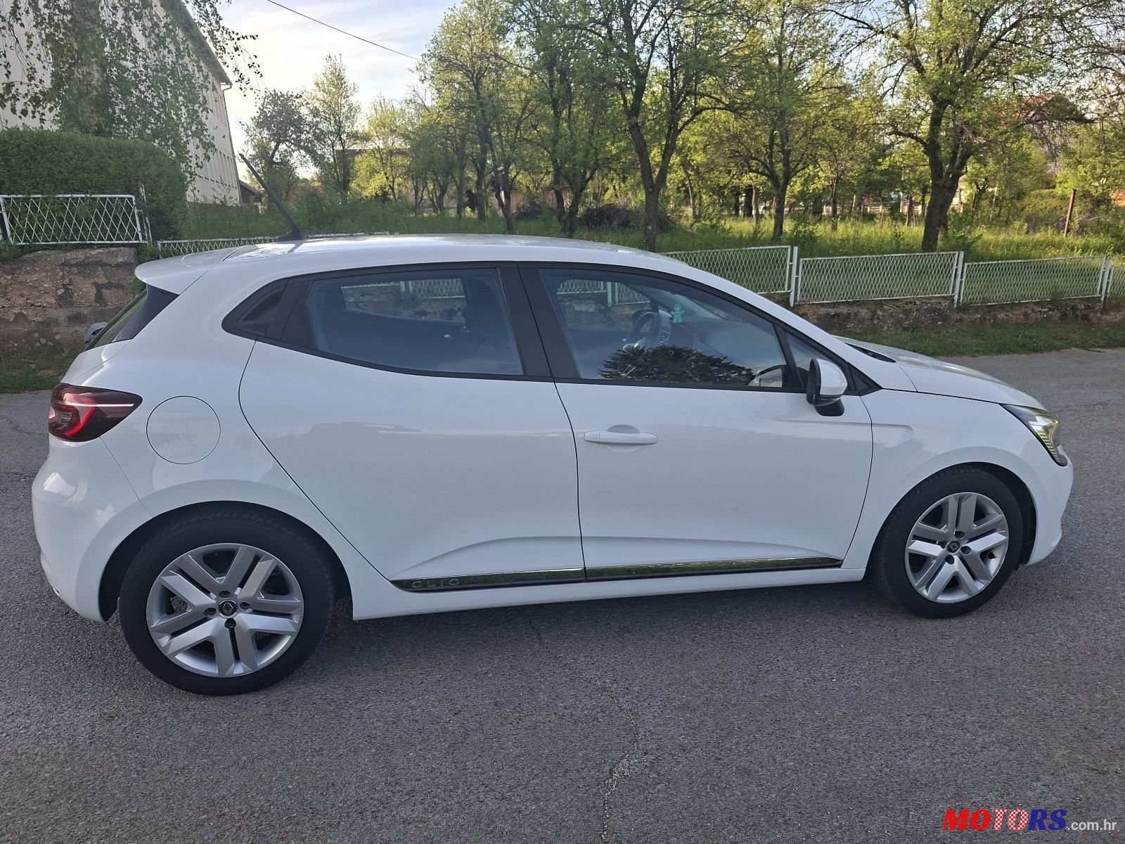 2020' Renault Clio Tce photo #5
