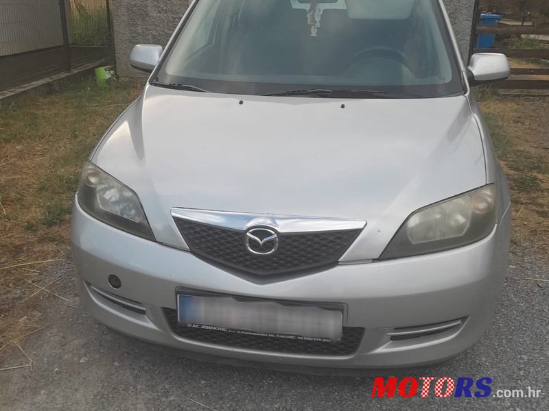 2005' Mazda 2 1.4 Tdci photo #1