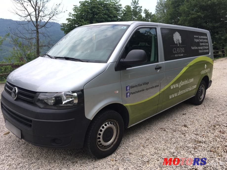 2014' Volkswagen Transporter photo #4
