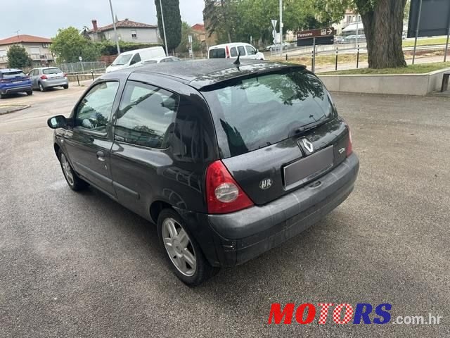 2004' Renault Clio 1.5Dci Luxe photo #3