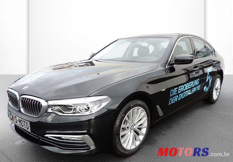 2017' BMW Serija 5 520D photo #1