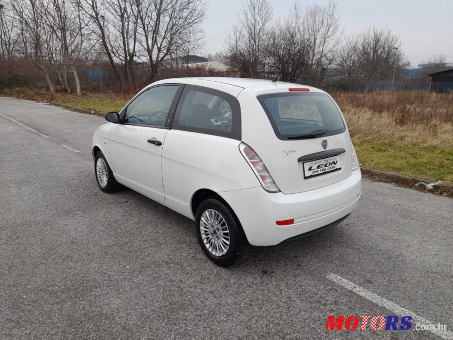 2009' Lancia Y 1,2 photo #4