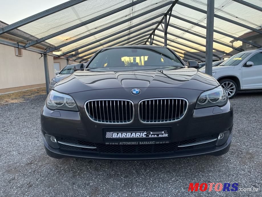 2011' BMW Serija 5 520D photo #2