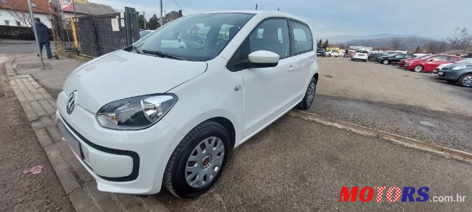2016' Volkswagen Up! 1,0 photo #2