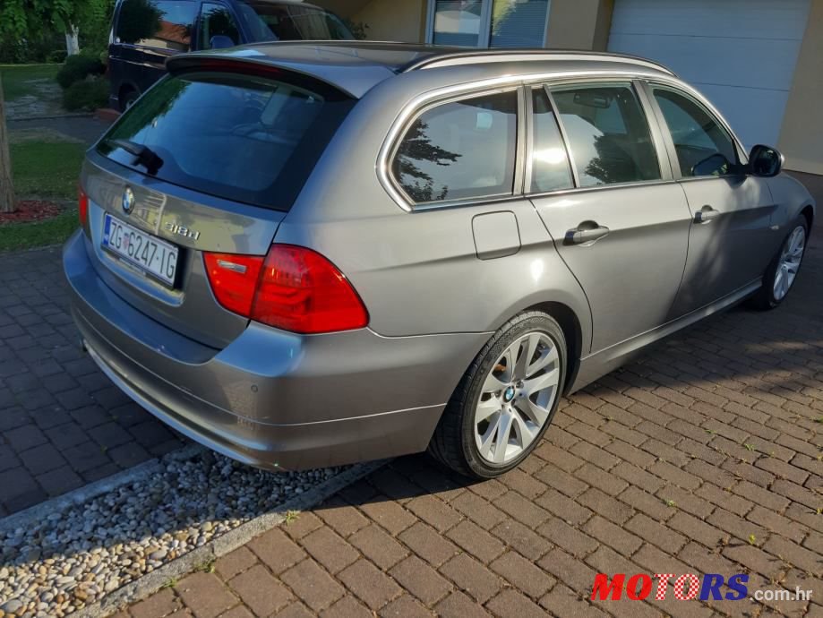 2012' BMW Serija 3 Touring 318D photo #3