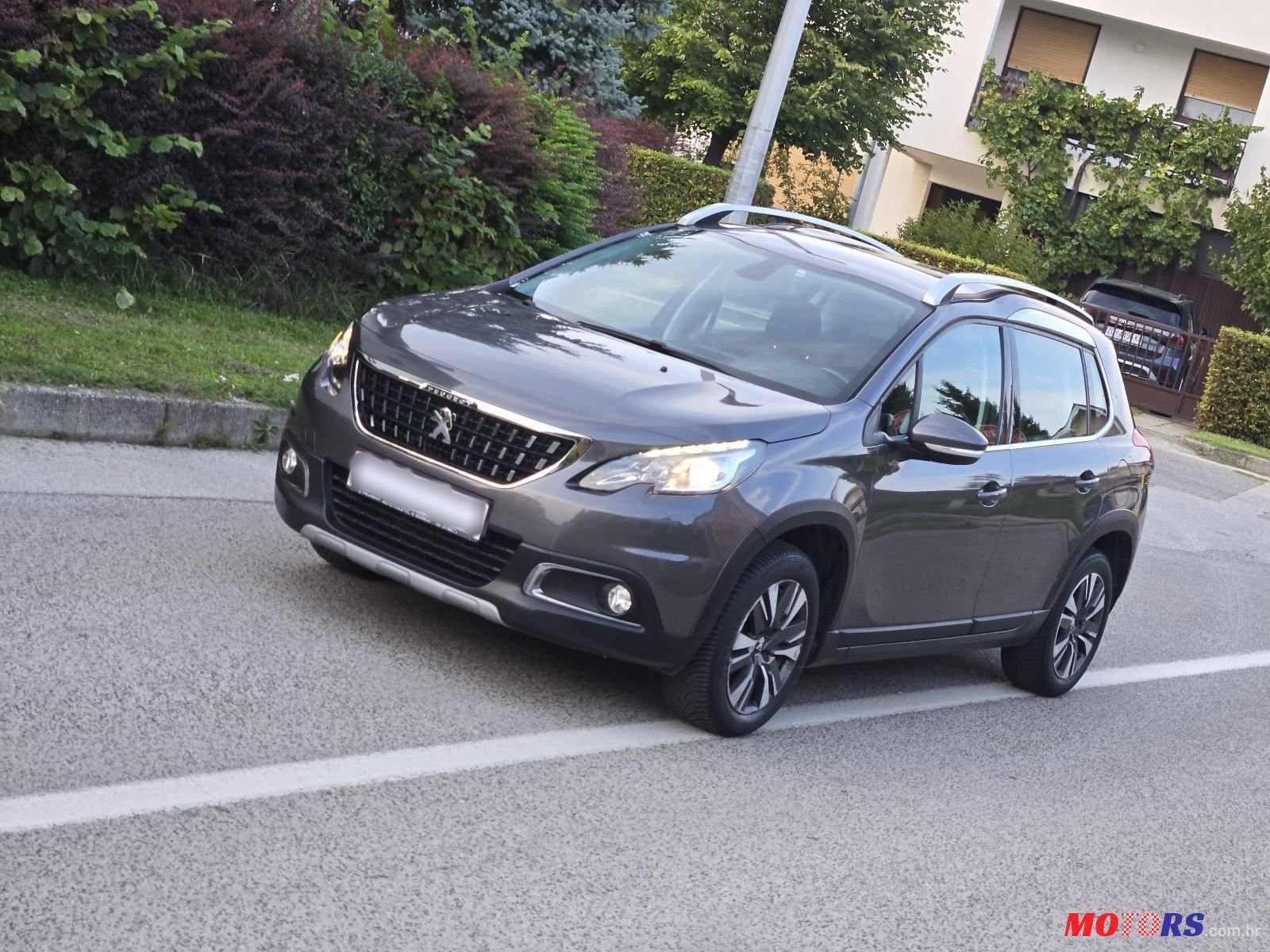 2016' Peugeot 2008 1,2 photo #3