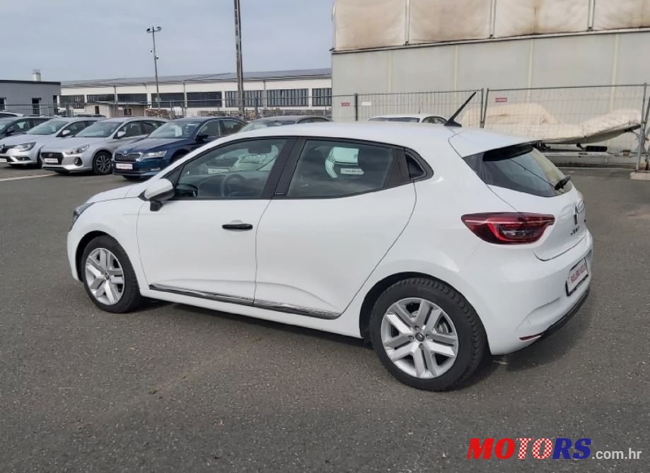 2021' Renault Clio E-Tech photo #6