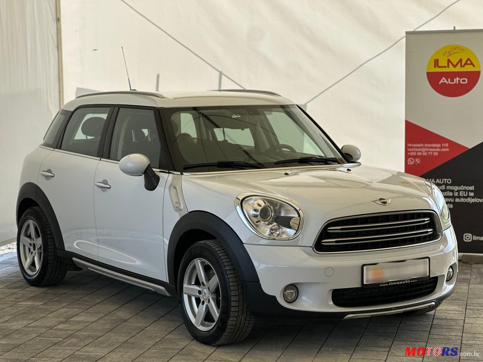 2014' MINI Cooper Cooper D All4 photo #1