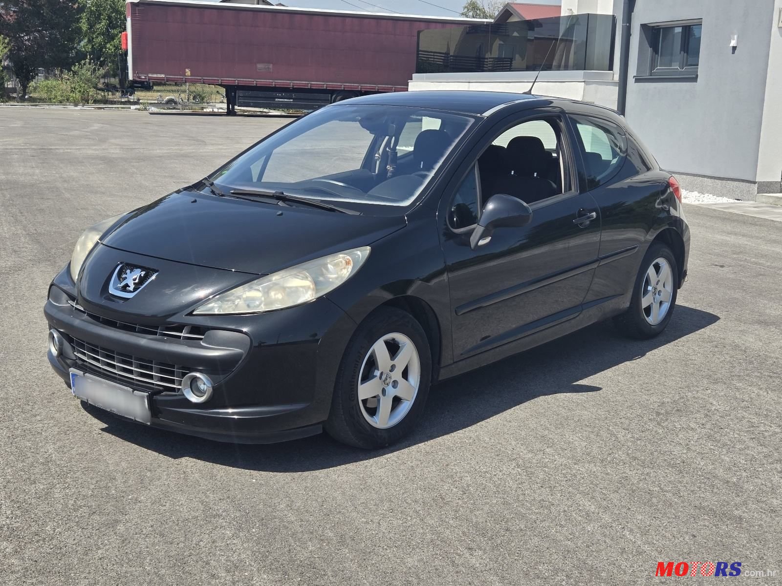 2006' Peugeot 207 1,4 16V photo #1