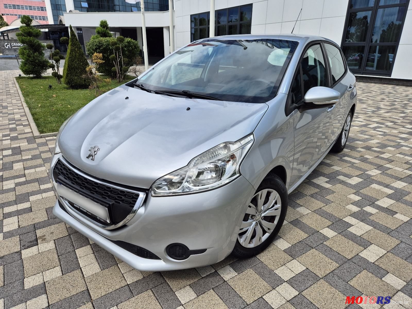 2013' Peugeot 208 1,2 Vti photo #2