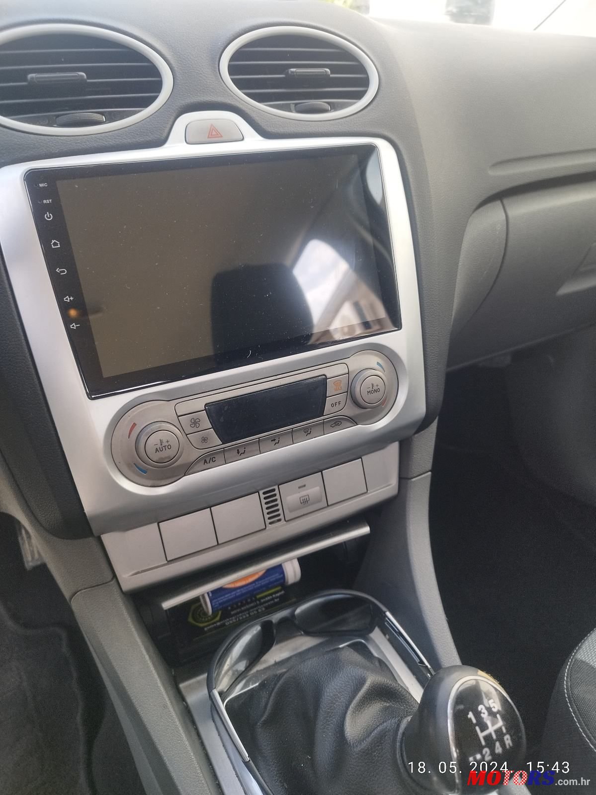 2011' Ford Focus 1,6 photo #5