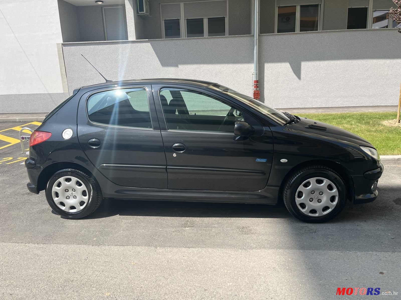 2006' Peugeot 206 1,4 16V photo #5