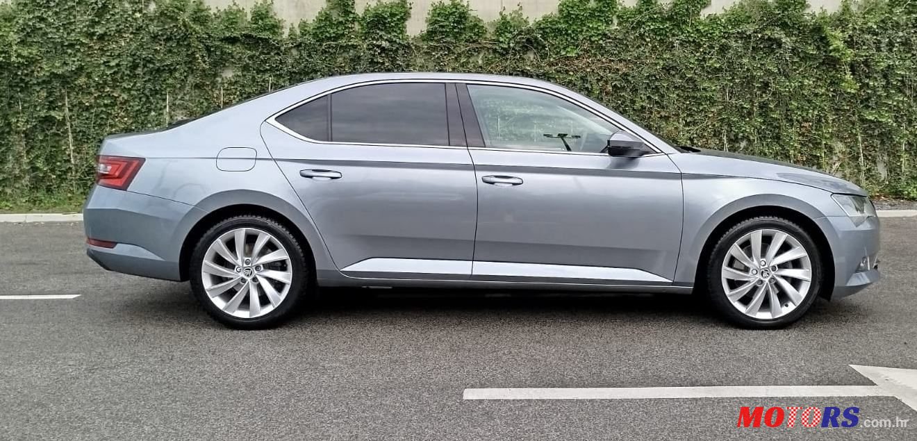 2016' Skoda Superb 2,0 Tdi photo #6