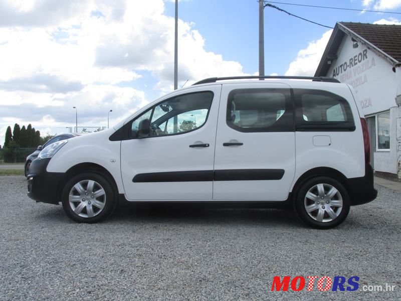 2017' Peugeot Partner photo #2