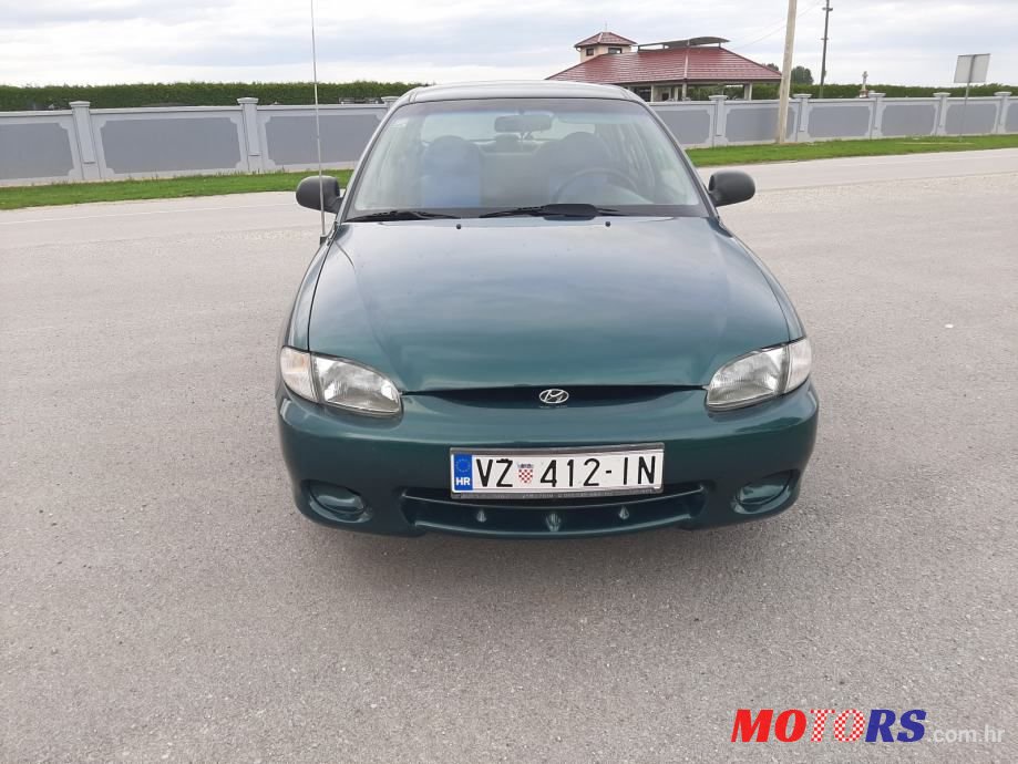 2000' Hyundai Accent 1,5 Glsi photo #2