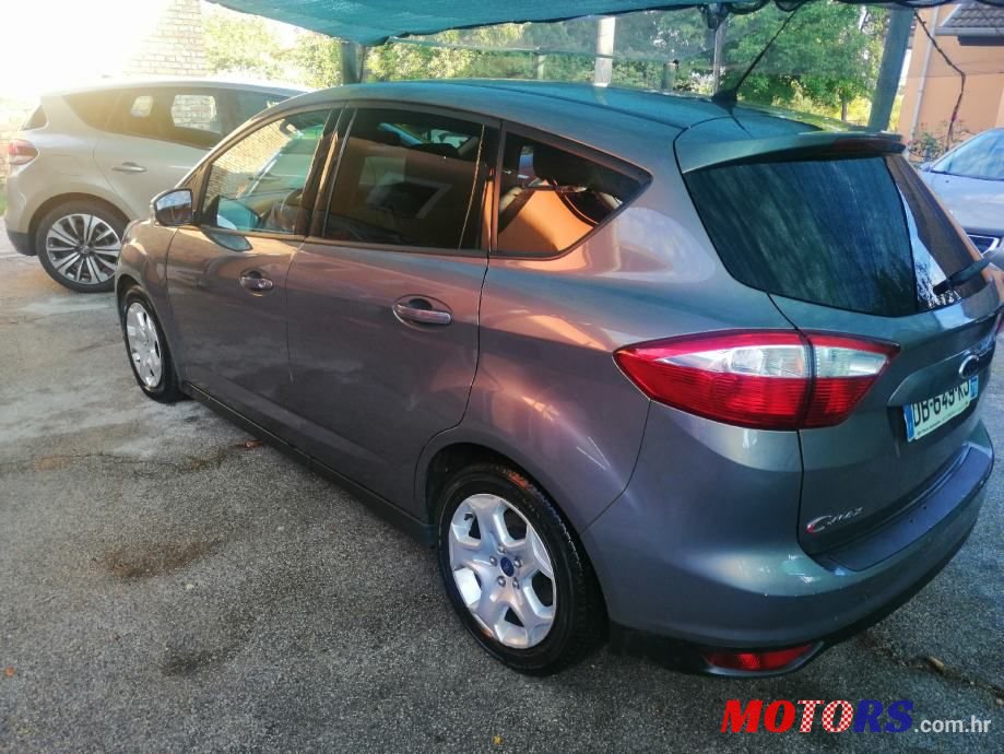 2013' Ford C-MAX 1.6Tdci photo #6