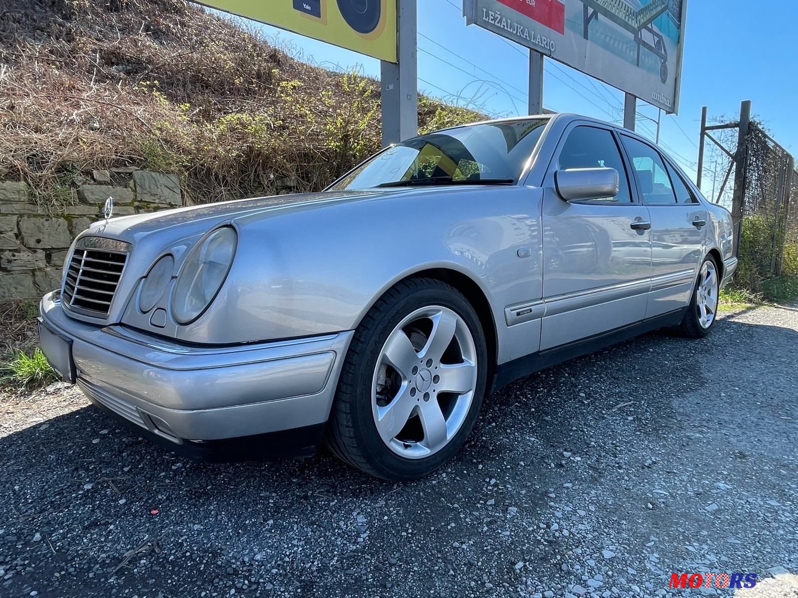 1996' Mercedes-Benz E-Klasa 230 photo #1
