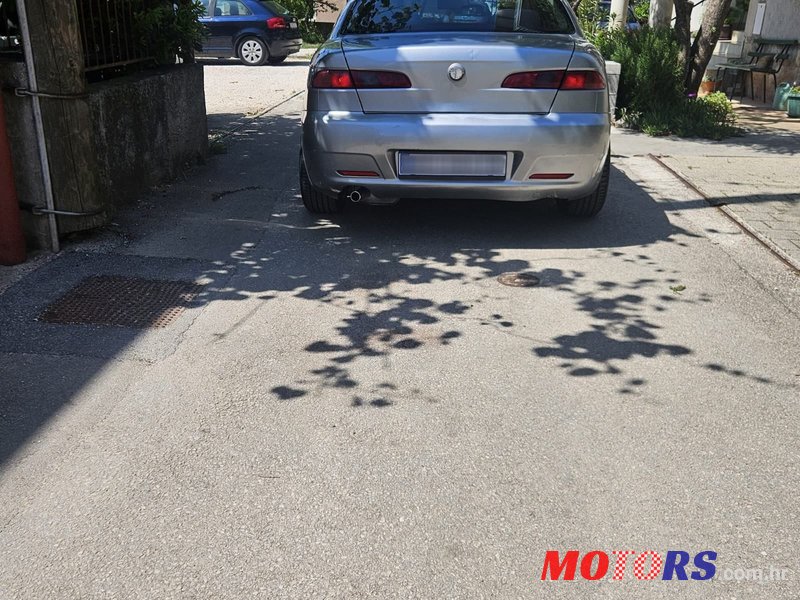 2004' Alfa Romeo 156 1,9 Jtd photo #6
