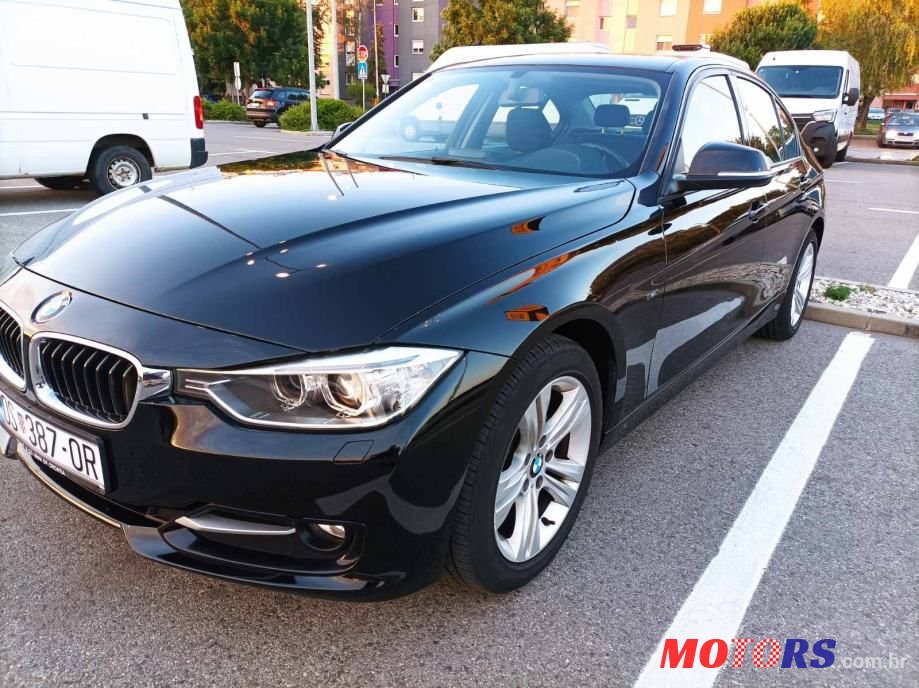 2013' BMW Serija 3 318D photo #3