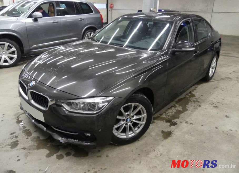 2016' BMW Serija 3 316D photo #1