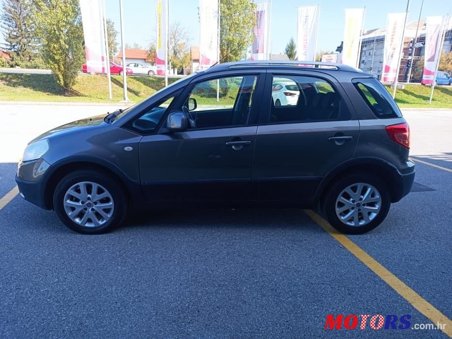 2010' Fiat Sedici 2.0 Mjtd photo #5