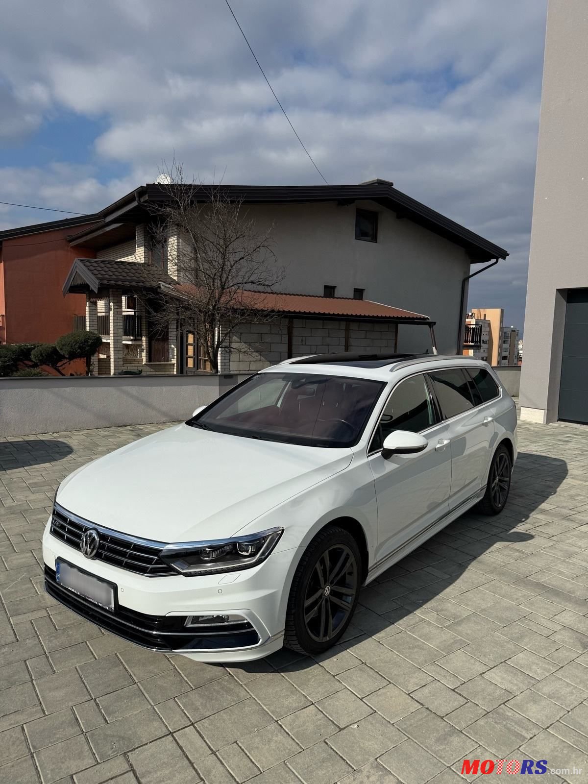2018' Volkswagen Passat Variant photo #4