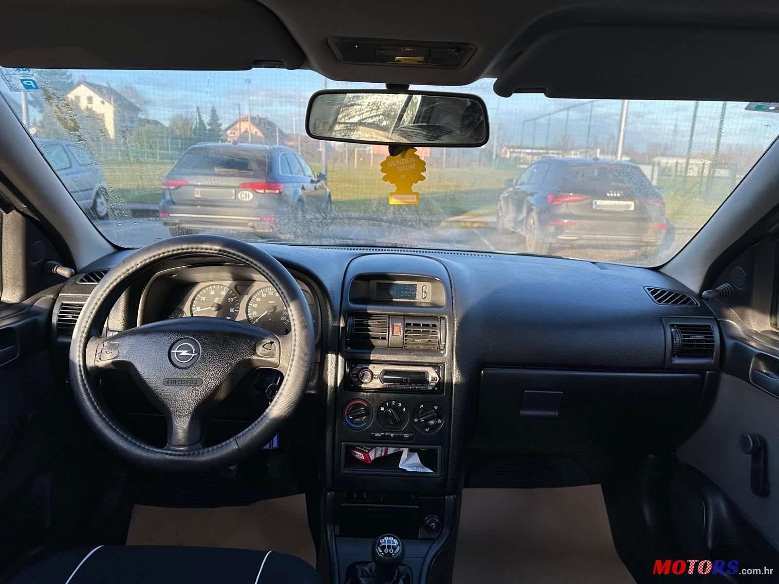 2004' Opel Astra 1,7 Cdti photo #2