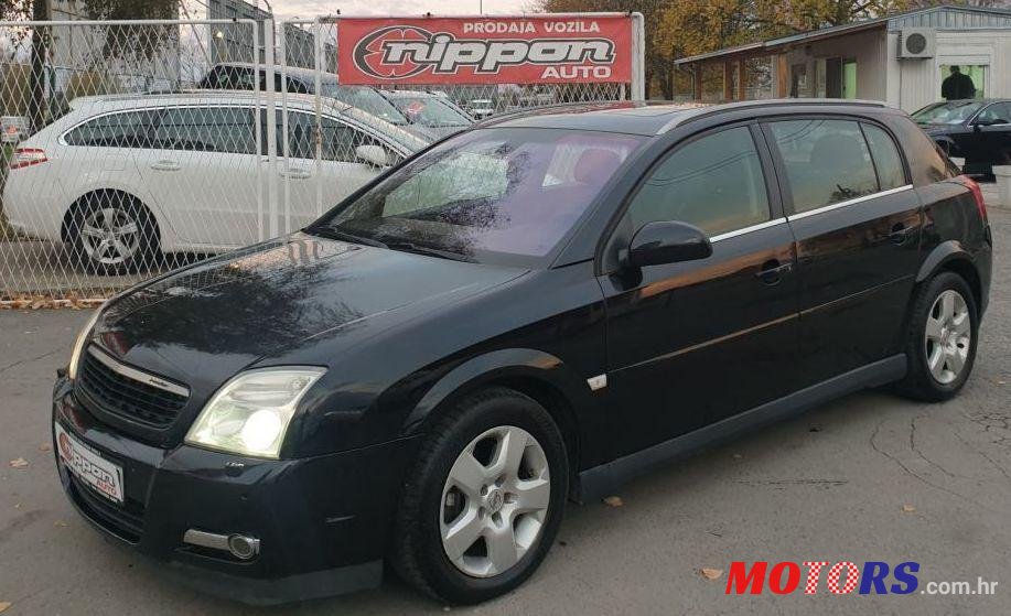 2004' Opel Signum 3,0 V6 Dt photo #1