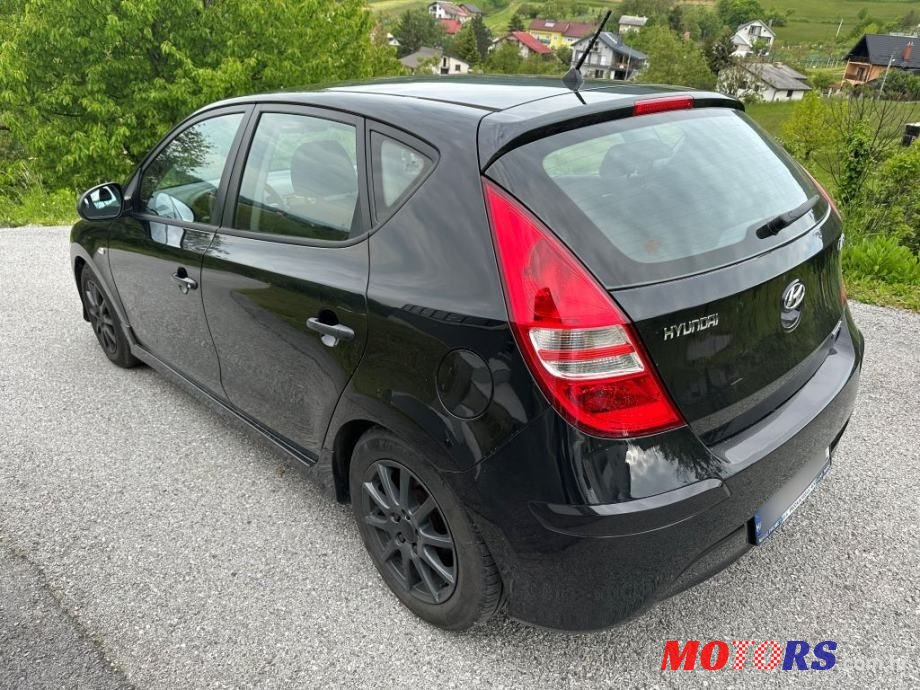 2010' Hyundai i30 photo #4