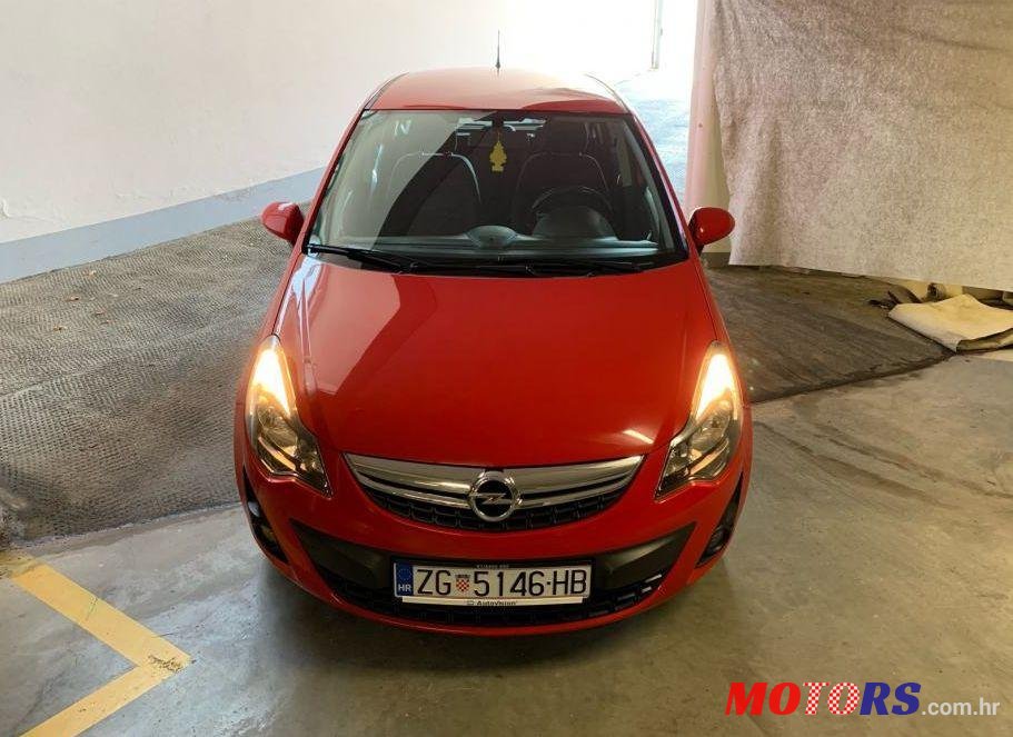 2014' Opel Corsa 1.3 Cdti photo #2