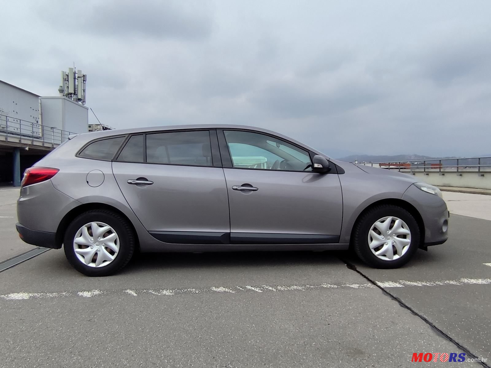 2011' Renault Megane Grandtour 1,5 Dci photo #1