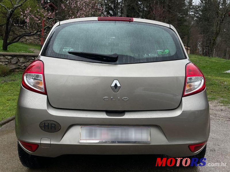 2012' Renault Clio 1,2 16V photo #2