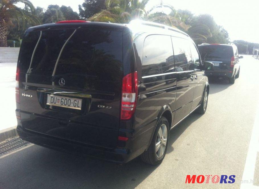 2010' Mercedes-Benz Viano 2,2 Cdi photo #1