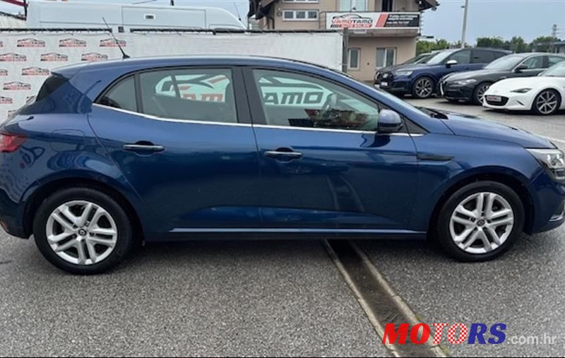 2020' Renault Megane Blue Dci 115 photo #5