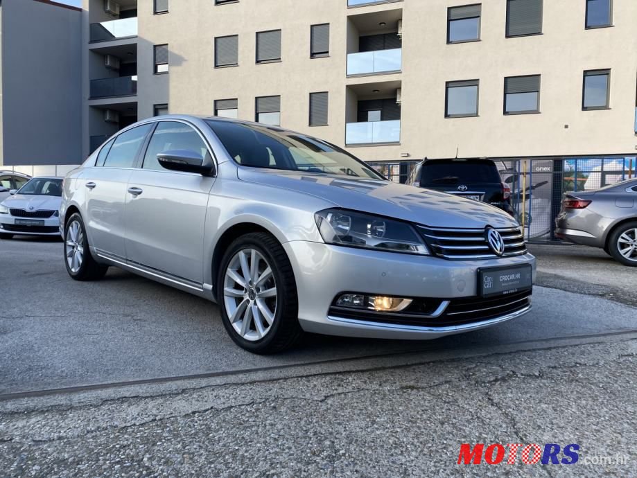 2012' Volkswagen Passat photo #1