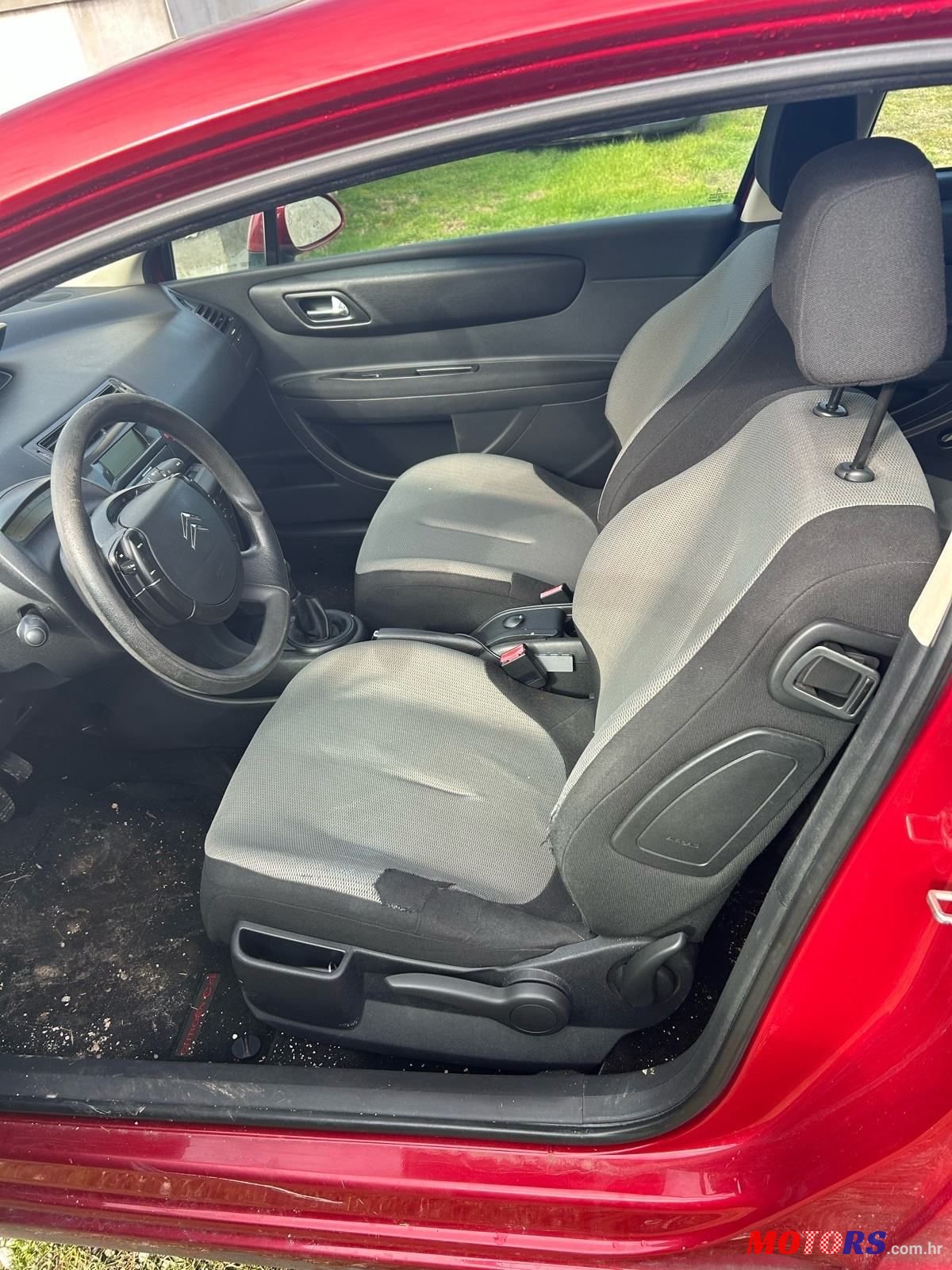 2006' Citroen C4 1,6 Hdi photo #3