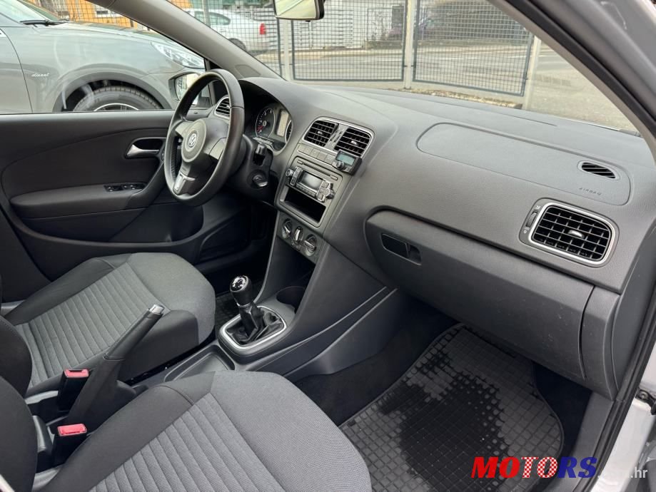 2013' Volkswagen Polo 1,2 Tdi photo #6