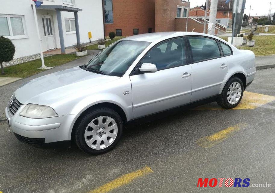 2002' Volkswagen Passat 1,9 Tdi photo #1