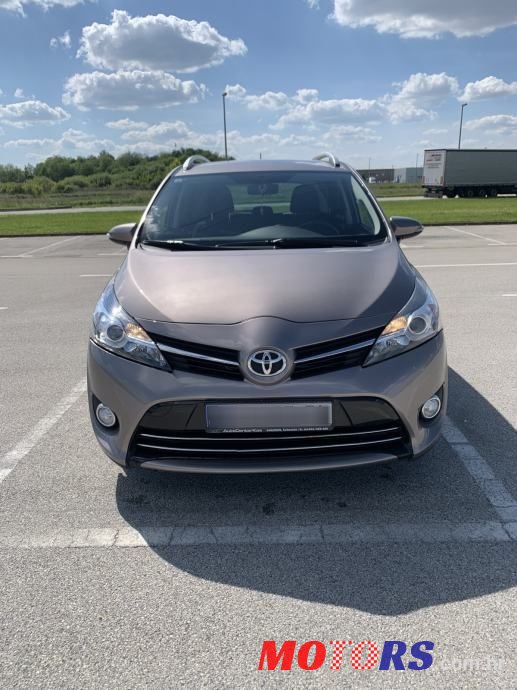 2016' Toyota Verso 1,6 D-4D photo #1