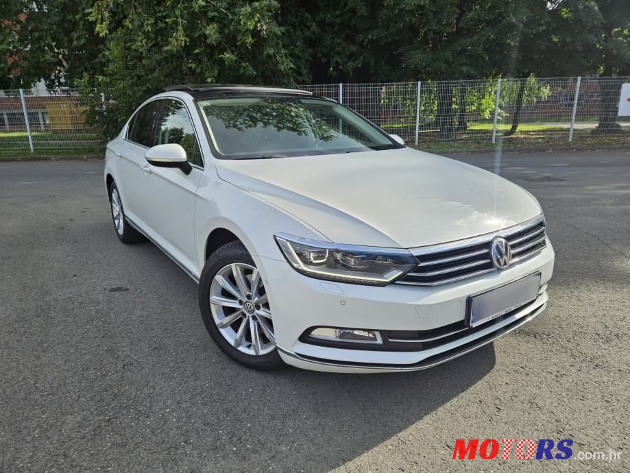 2018' Volkswagen Passat photo #2